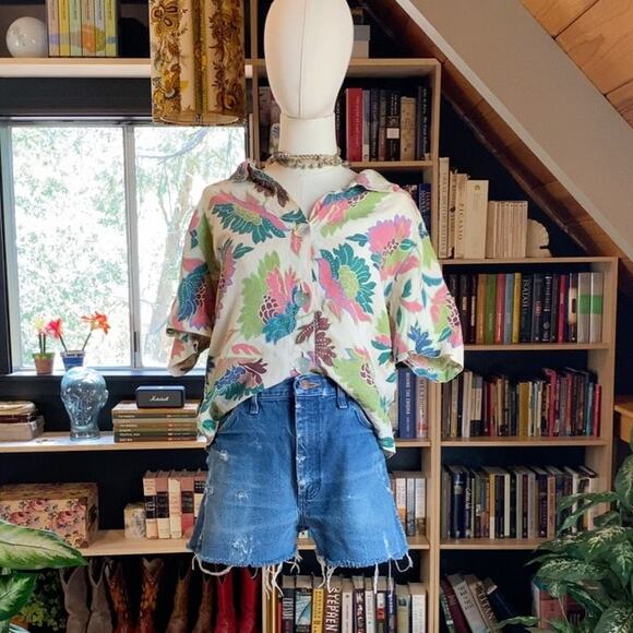 Floral Linen Shirt - Picture 1 of 7